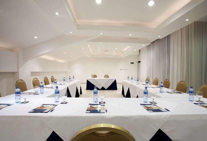 Отель Occidental Tamarindo All Inclusive