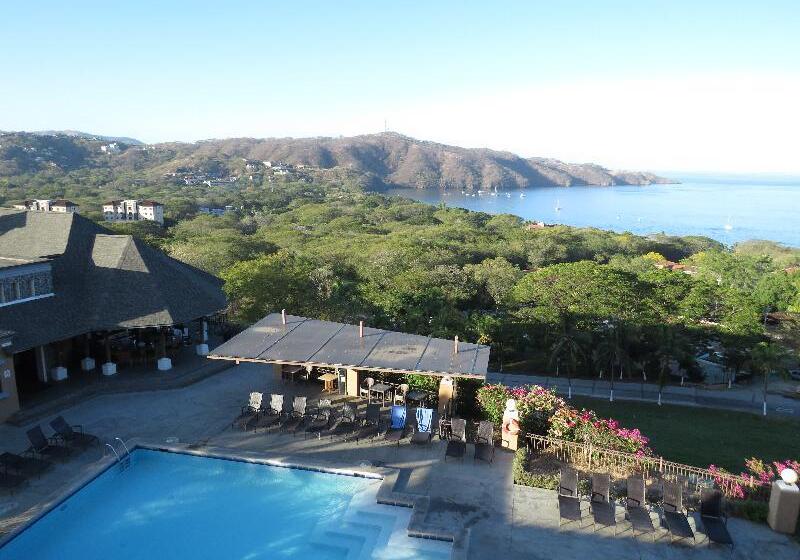 فندق Villas Sol Beach Resort