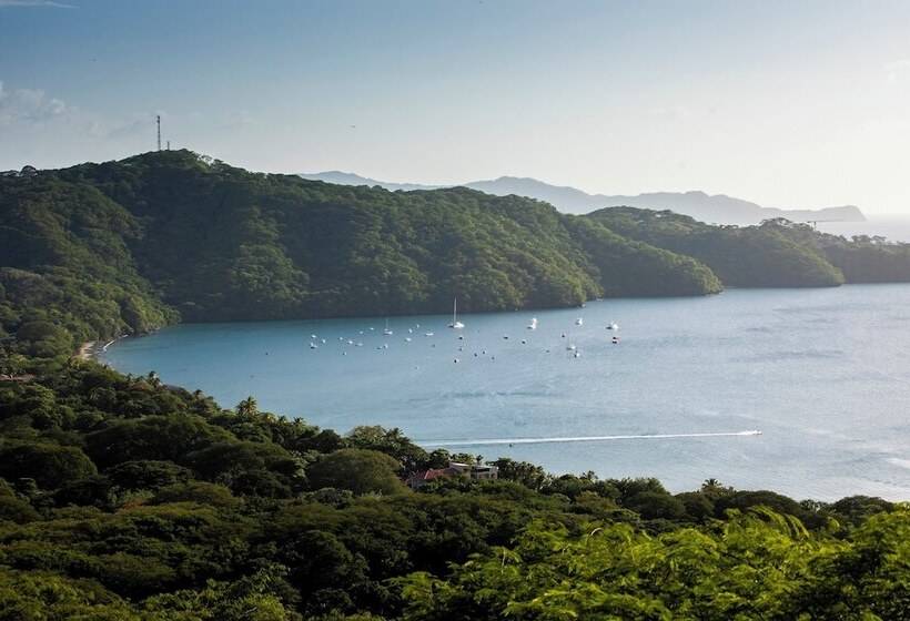 فندق Villas Sol Beach Resort