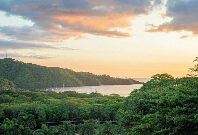 فندق Villas Sol Beach Resort