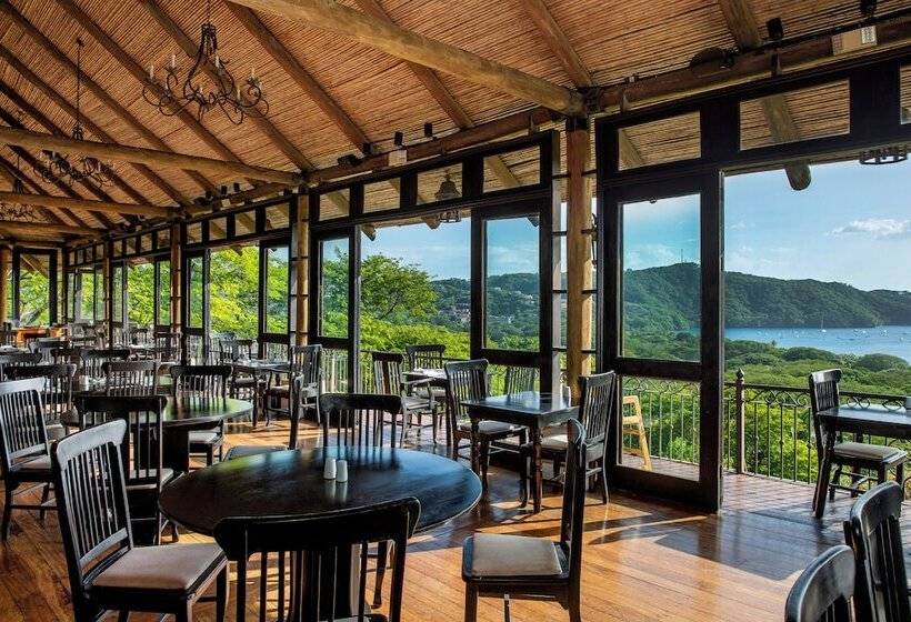 فندق Villas Sol Beach Resort