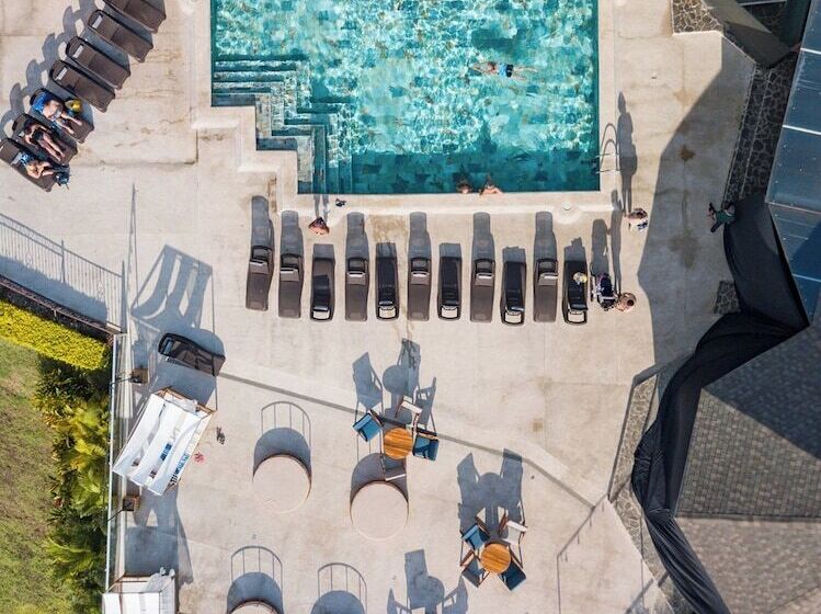 فندق Villas Sol Beach Resort