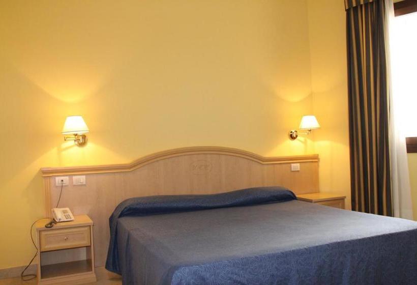 فندق Yacht Marina