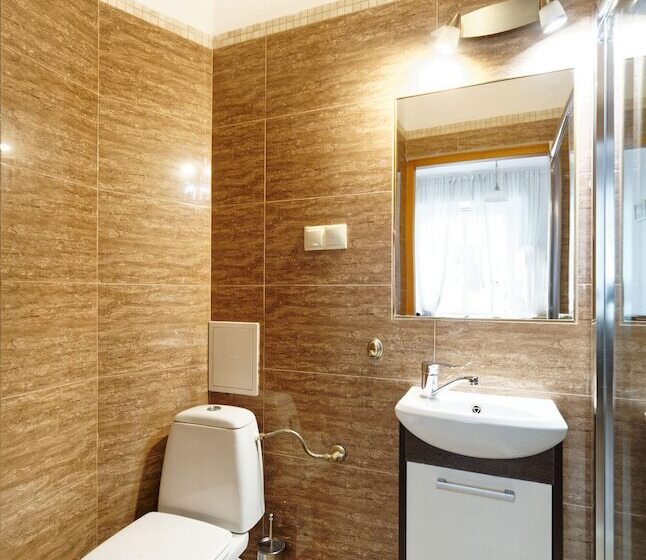 Old Town Kanonia Hostel & Apartments