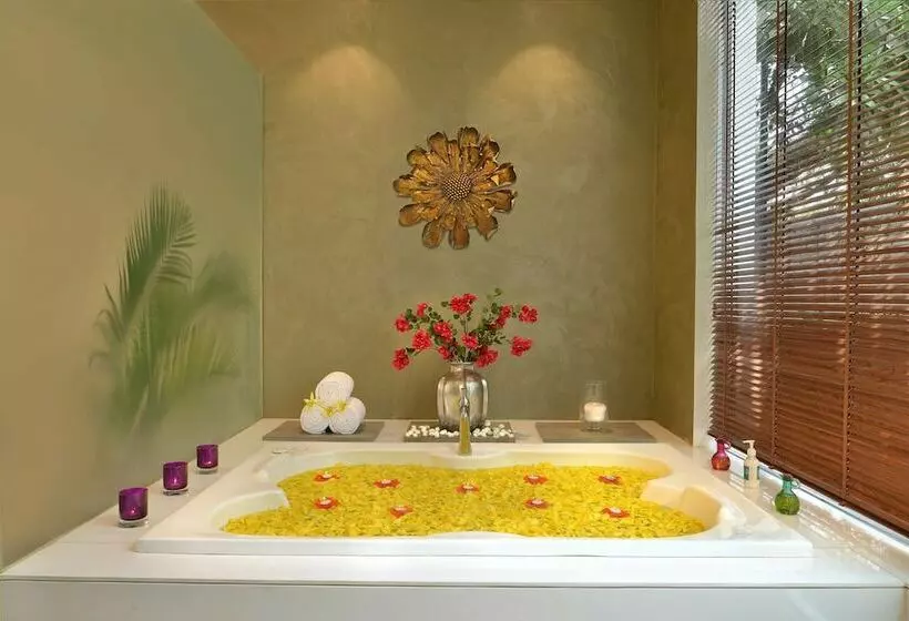 Radisson Hotel Khajuraho