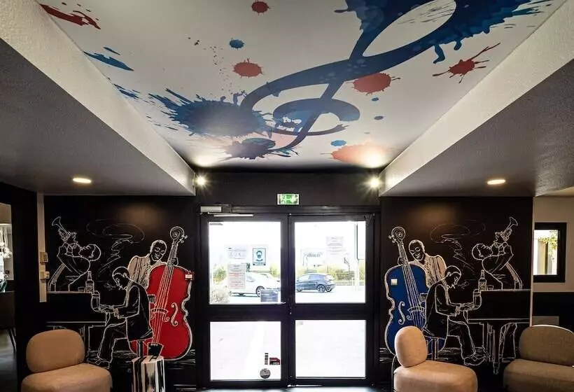 Welcomotel Beauvais Aéroport