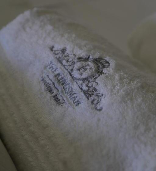 Отель The Kingsman Boutique