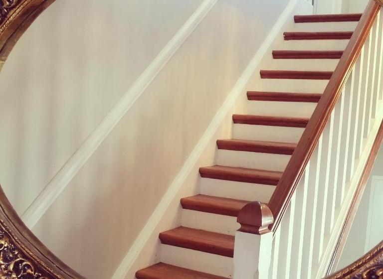 Отель The Kingsman Boutique