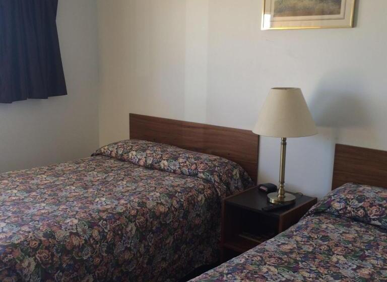 فندق على الطريق Gravelbourg Inn