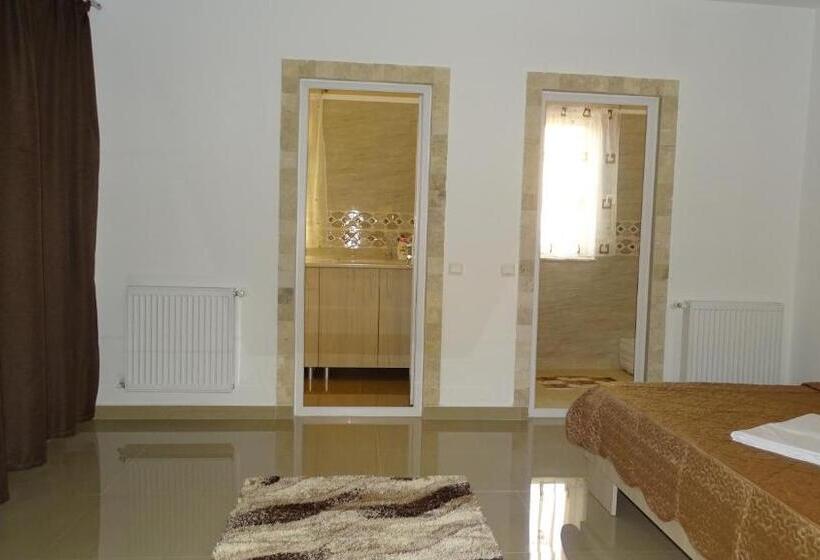 پانسیون Casa Borbel Gratiela