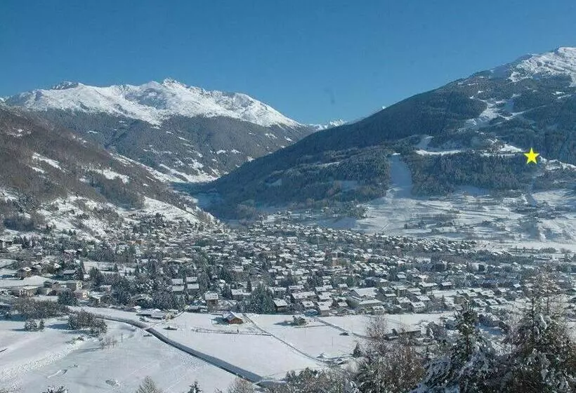 Majatalo Chalet Del Cuore Guesthouse