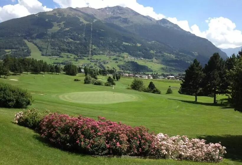 Majatalo Chalet Del Cuore Guesthouse