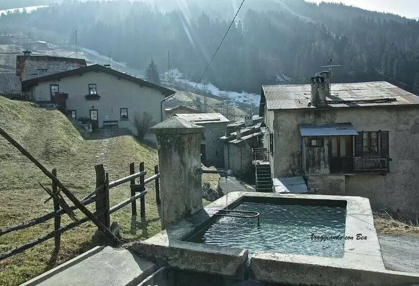 Majatalo Chalet Del Cuore Guesthouse