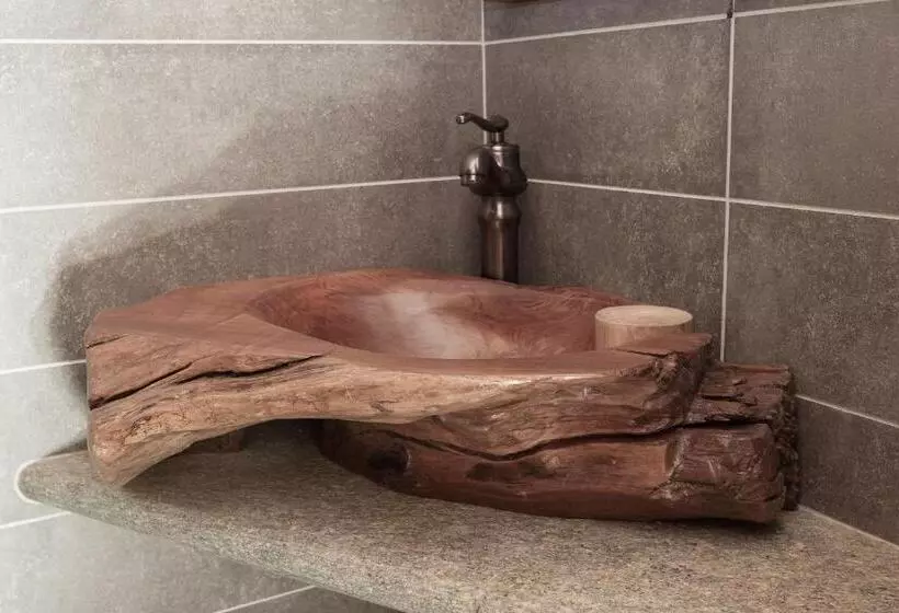 Majatalo Chalet Del Cuore Guesthouse