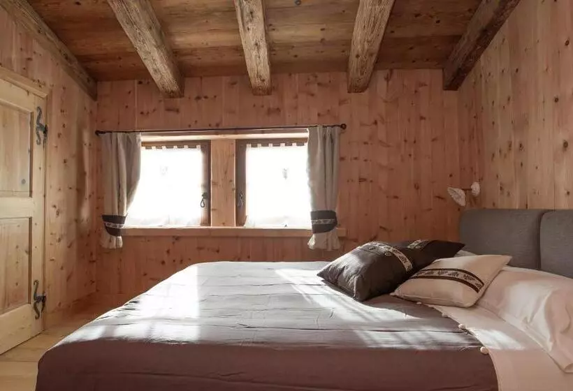 Majatalo Chalet Del Cuore Guesthouse