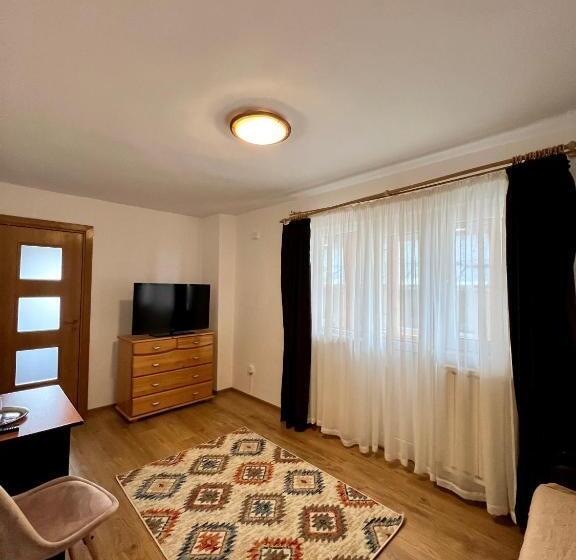 پانسیون Vila Brad