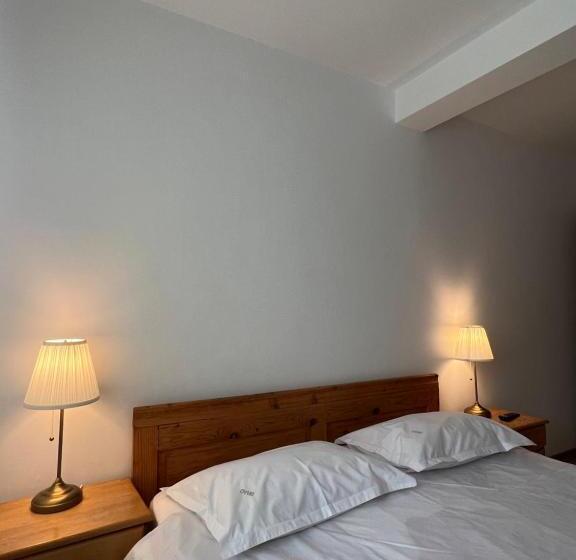 پانسیون Vila Brad