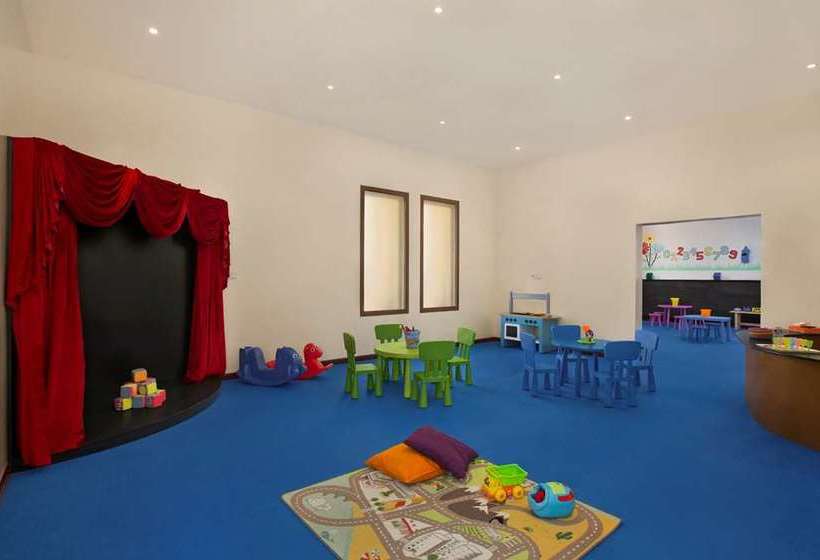 Hotel Al Hamra Village Town House