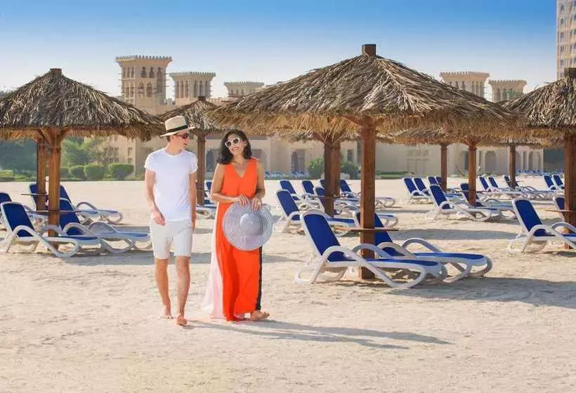 호텔 Al Hamra Village Town House