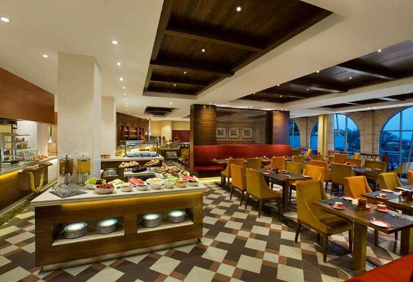 Hotel Al Hamra Village Town House