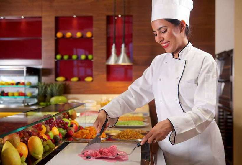 Hotel Al Hamra Village Town House