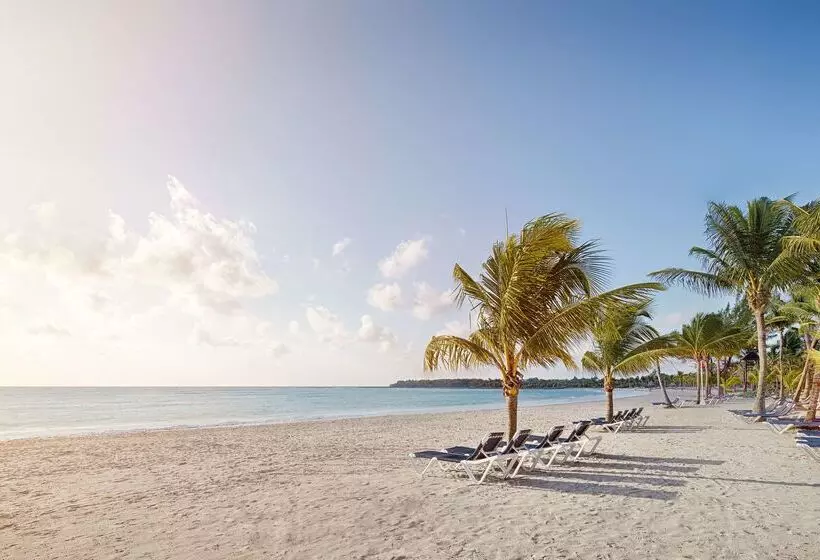 ホテル Barcelo Maya Beach  All Inclusive