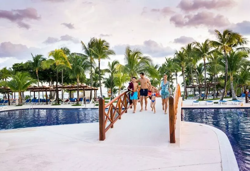 ホテル Barcelo Maya Beach  All Inclusive