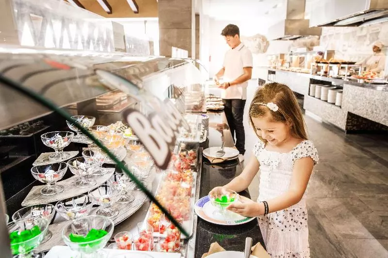 ホテル Barcelo Maya Beach  All Inclusive