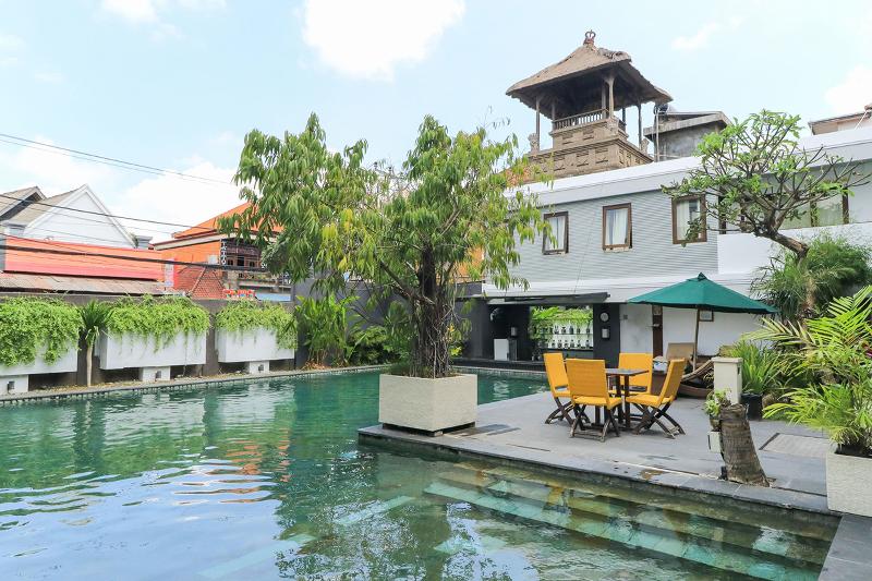فندق Casa Padma Suites Legian