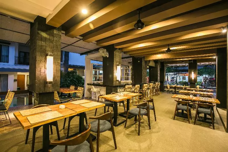 ホテル Casa Padma Suites Legian