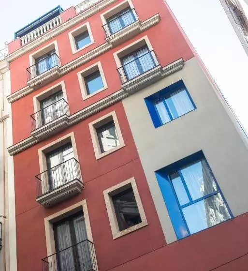 酒店 Catalonia Avinyo