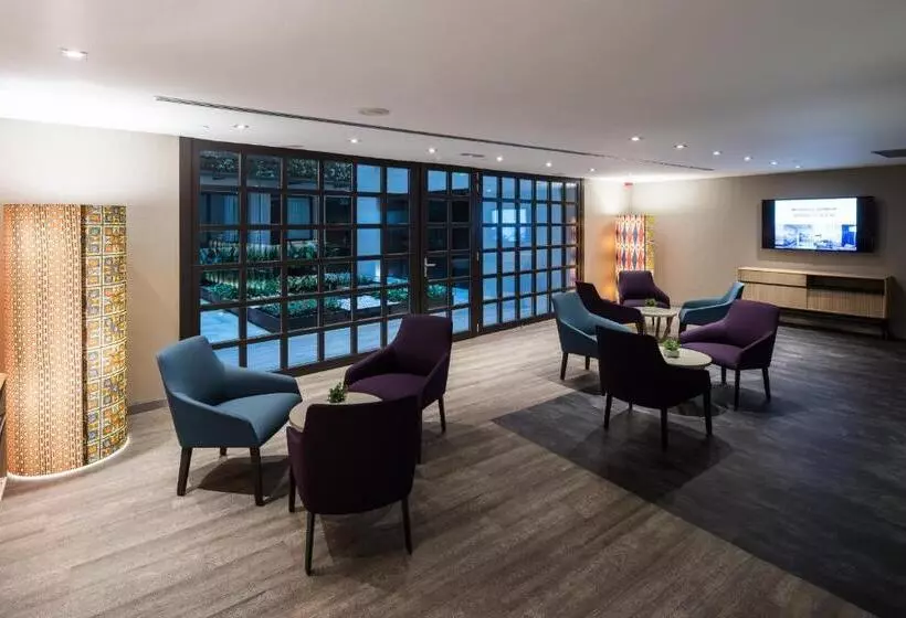 酒店 Catalonia Avinyo