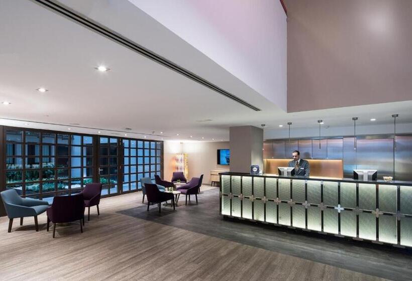 هتل Catalonia Avinyo