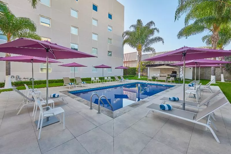 Отель City Express Suites By Marriott Queretaro