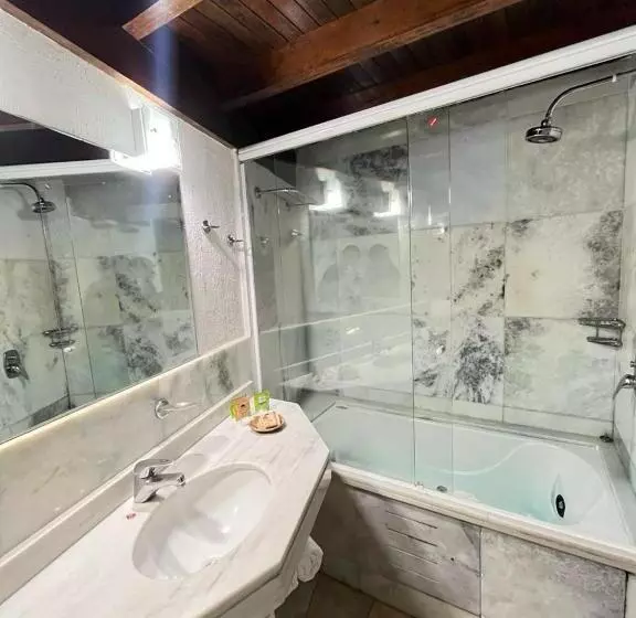 Hotel Colinas De Petropolis