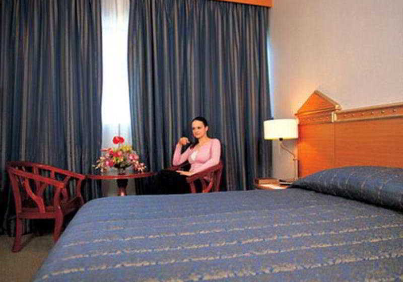 Отель Coral Oriental - Dubai