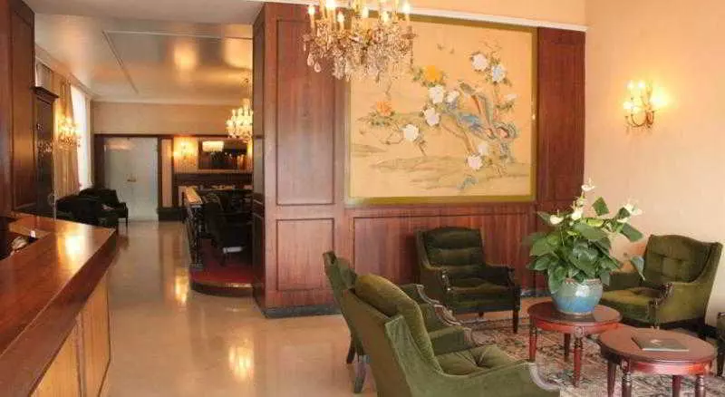 فندق Hôtel De Bourgogne