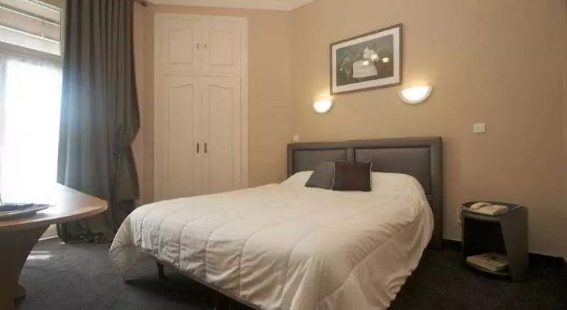 فندق Hôtel De Bourgogne