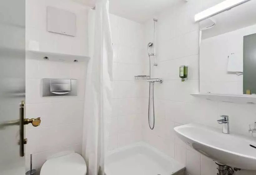 Отель Hôtel De La Couronne