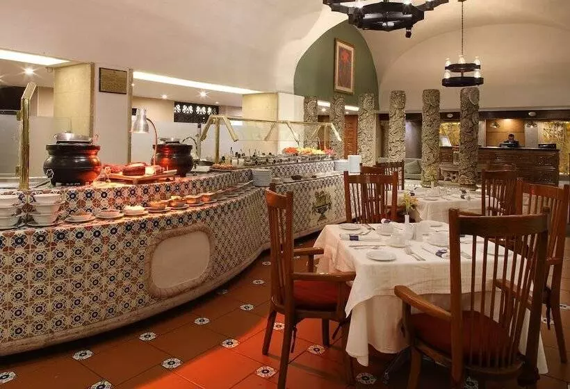 ホテル Emporio Zacatecas