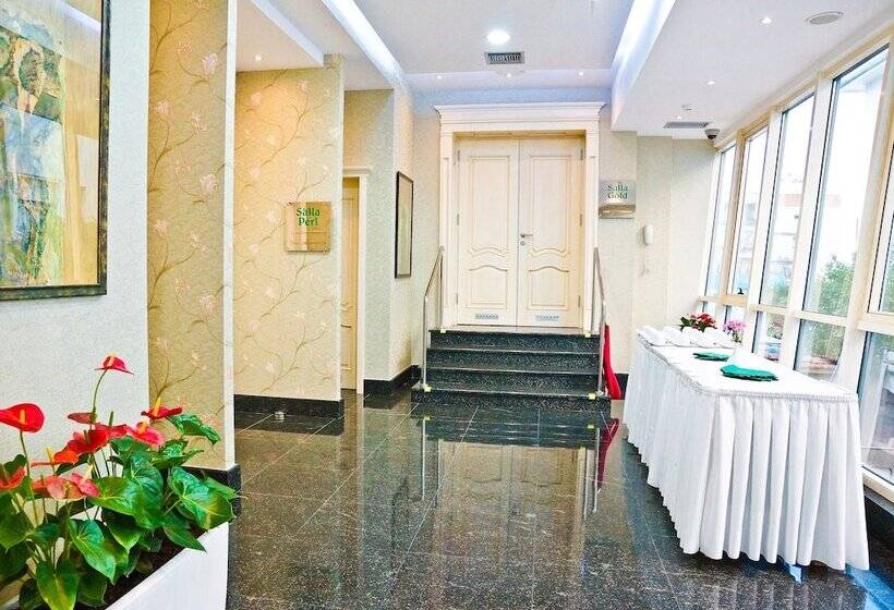 Grand Hotel & Spa Tirana