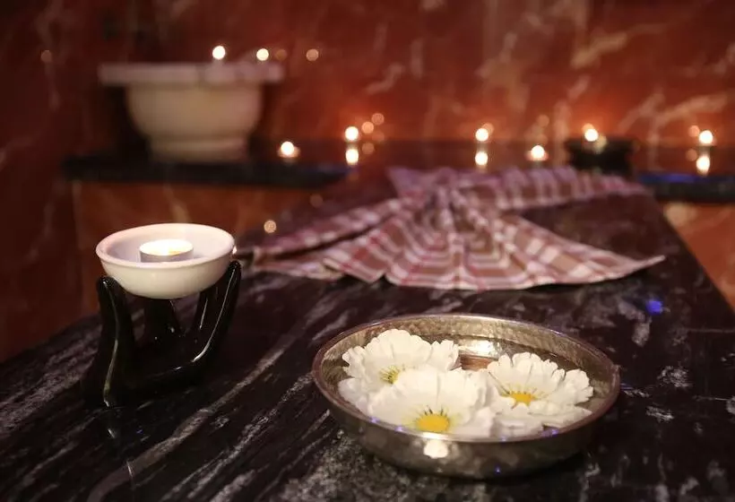 Grand Hotel & Spa Tirana