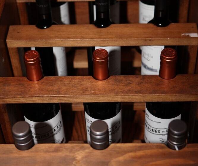 ホテル Kings Head Inn, Warwick