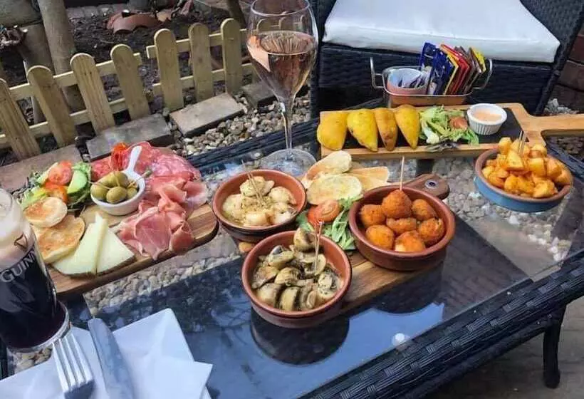 酒店 Kings Head Inn, Warwick