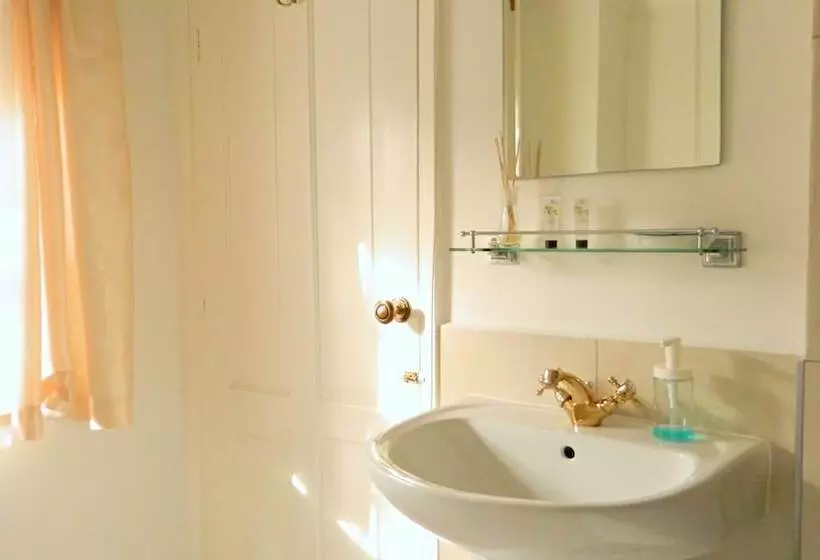 酒店 Kings Head Inn, Warwick