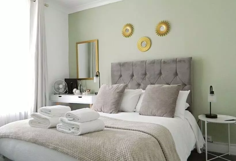 酒店 Kings Head Inn, Warwick