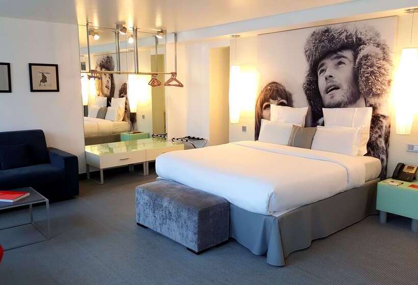 Kube Hotel Paris