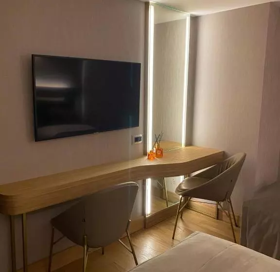 ホテル Lady Diana