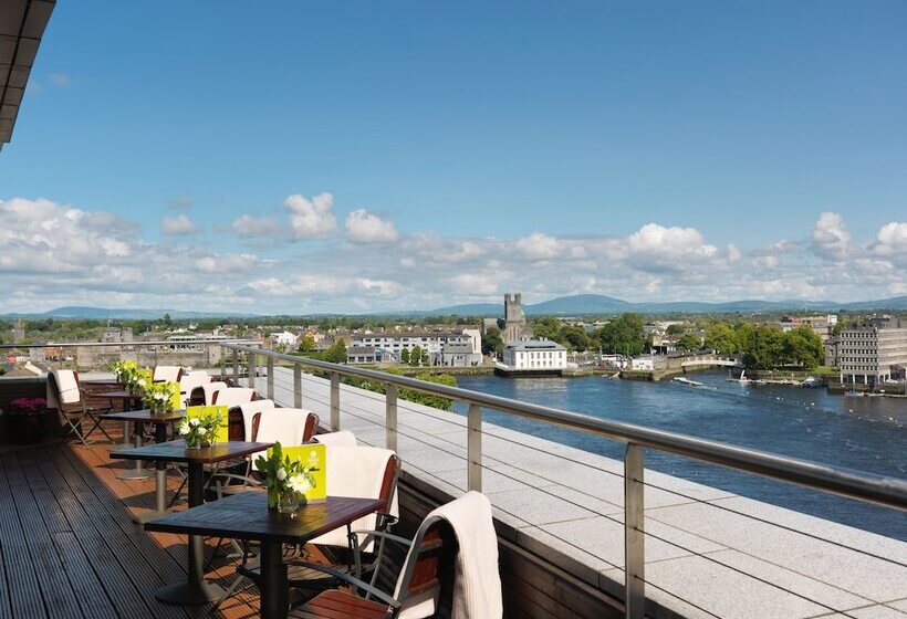 فندق Limerick Strand