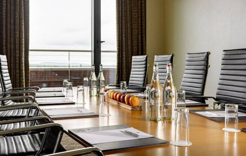 فندق Limerick Strand